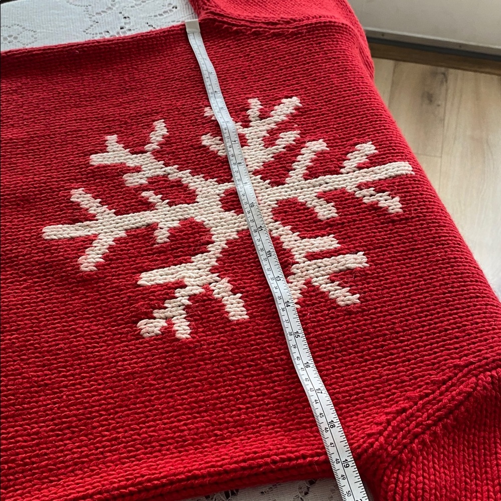 GAP kids XL Red Snowflake Crew Neck Sweater Perfect for pictures/ flaws - Picture 6 of 12